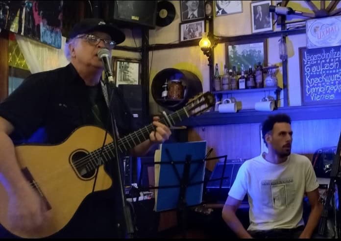 Sebastián Díaz y banda recorte