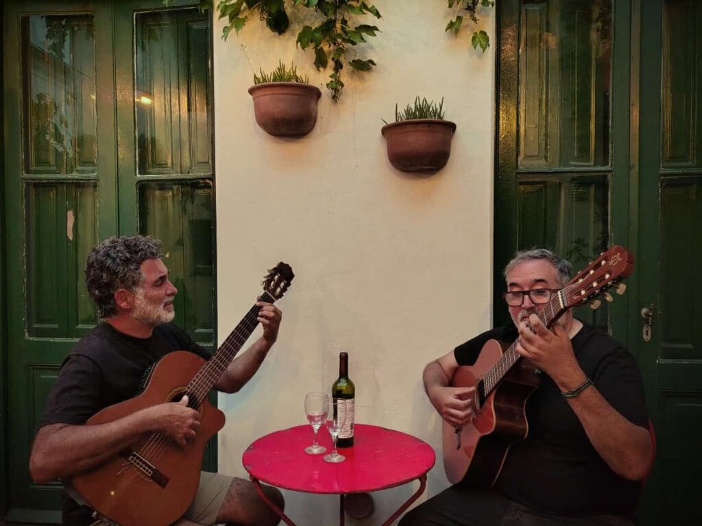 A tierra duo nueva